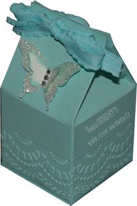 boite-a-lait-papillon-embossee.jpg