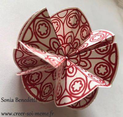 tutoriel pour faire de jolie boule de noel avec de simples ronds de papiers pliés stampin up sonia demonstratrice