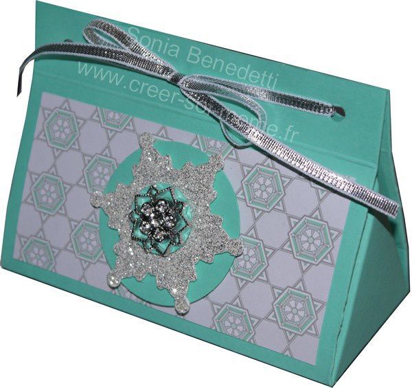 Tutoriel pour faire une joli boite originale avec massicot coupe papier stampin up sonia boutique en ligne