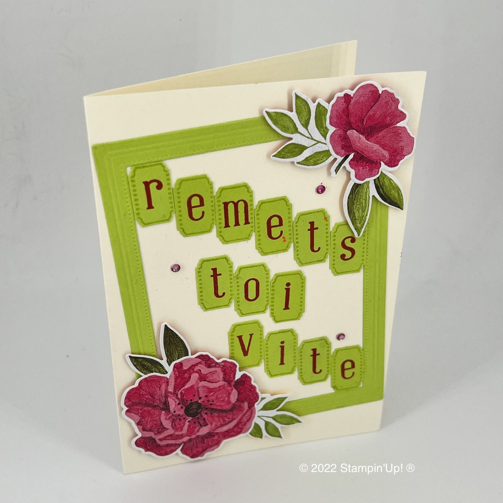 Le lot Alphabest comprend le set de tampons Alphabest et la perforatrice La meilleure étiquette.