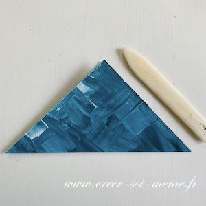 fleur en origami facile a réaliser avec les produits Stampin'Up! plier en deux par la diagonale