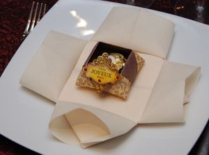 serviette pliee noel